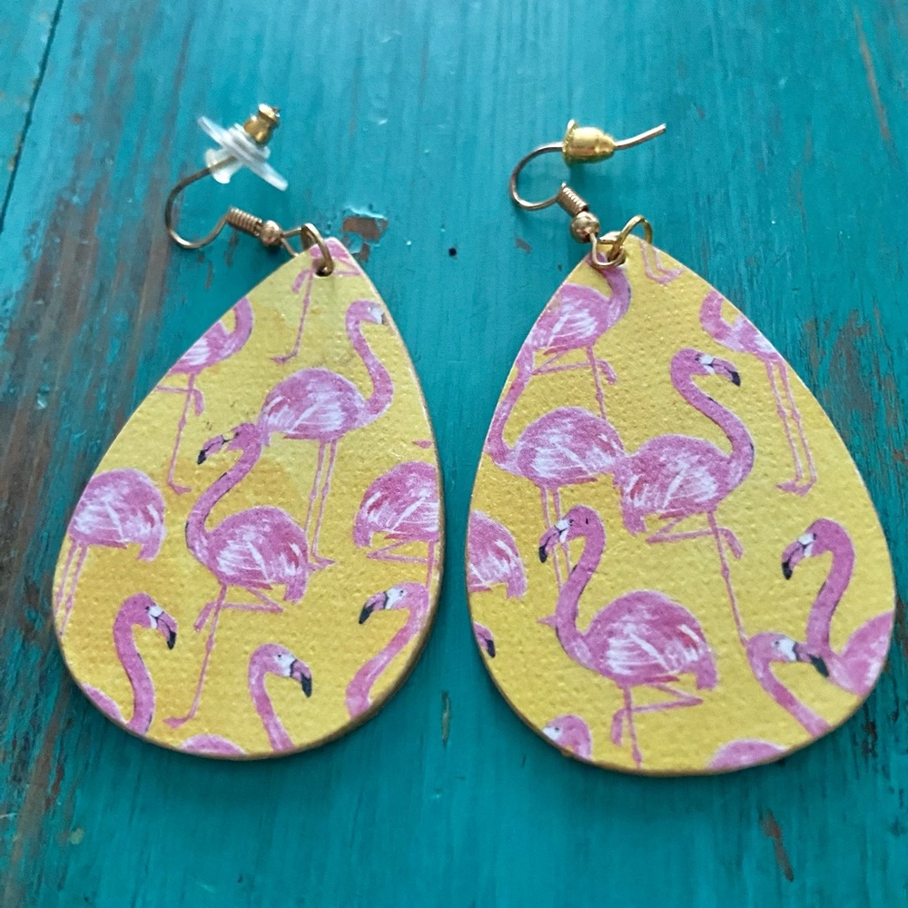 NWOT Flamingo Wooden Earrings
